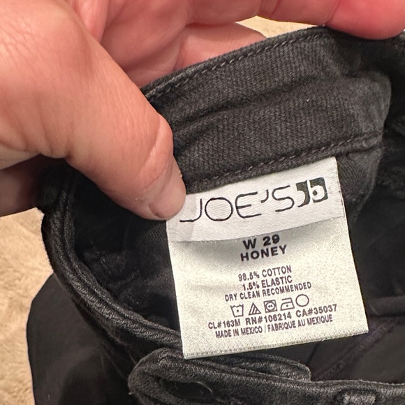 Joe's Jeans Black boot cut stretch size 29 “honey” - Picture 3 of 4